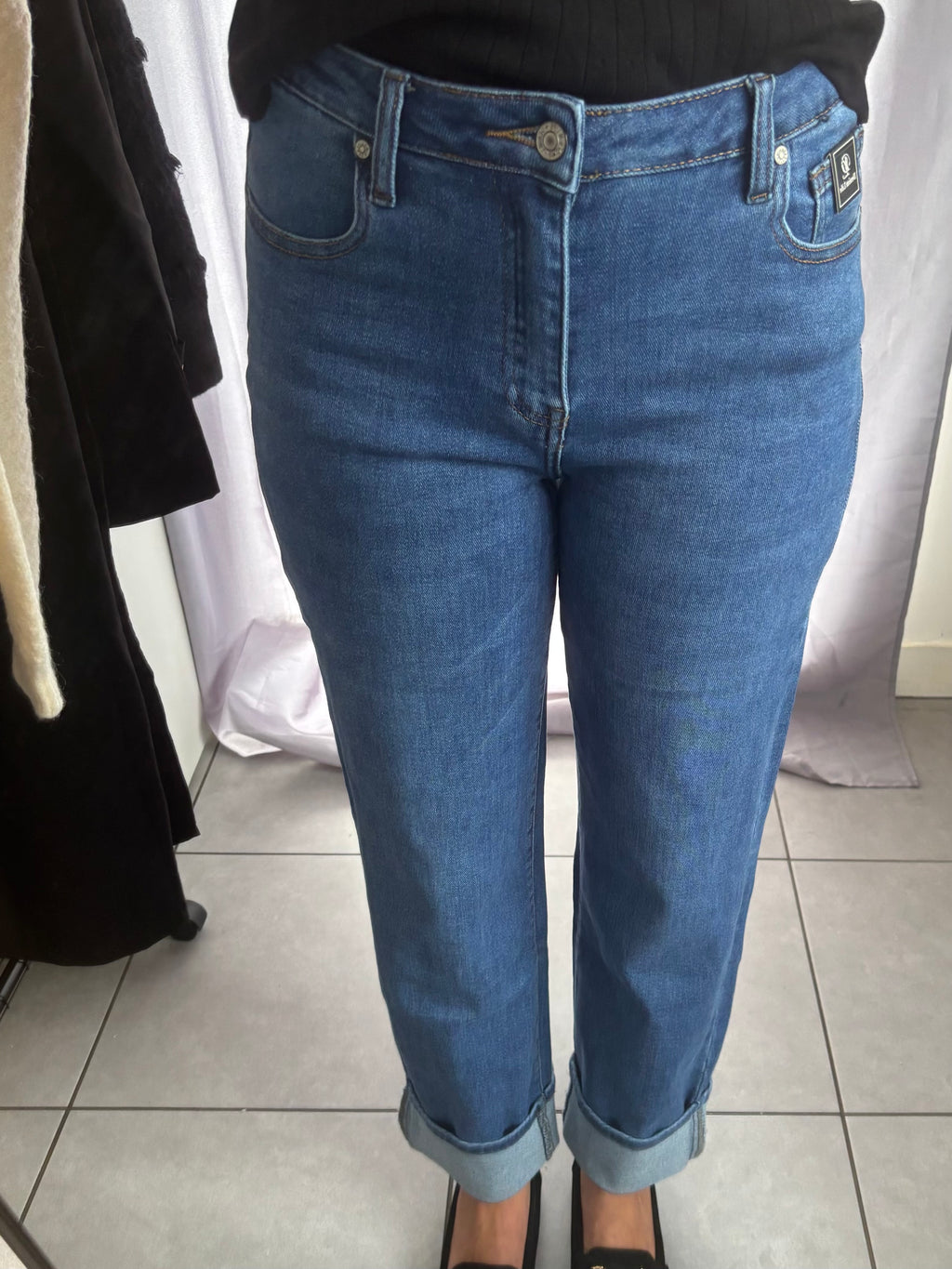 Jeans retroussés