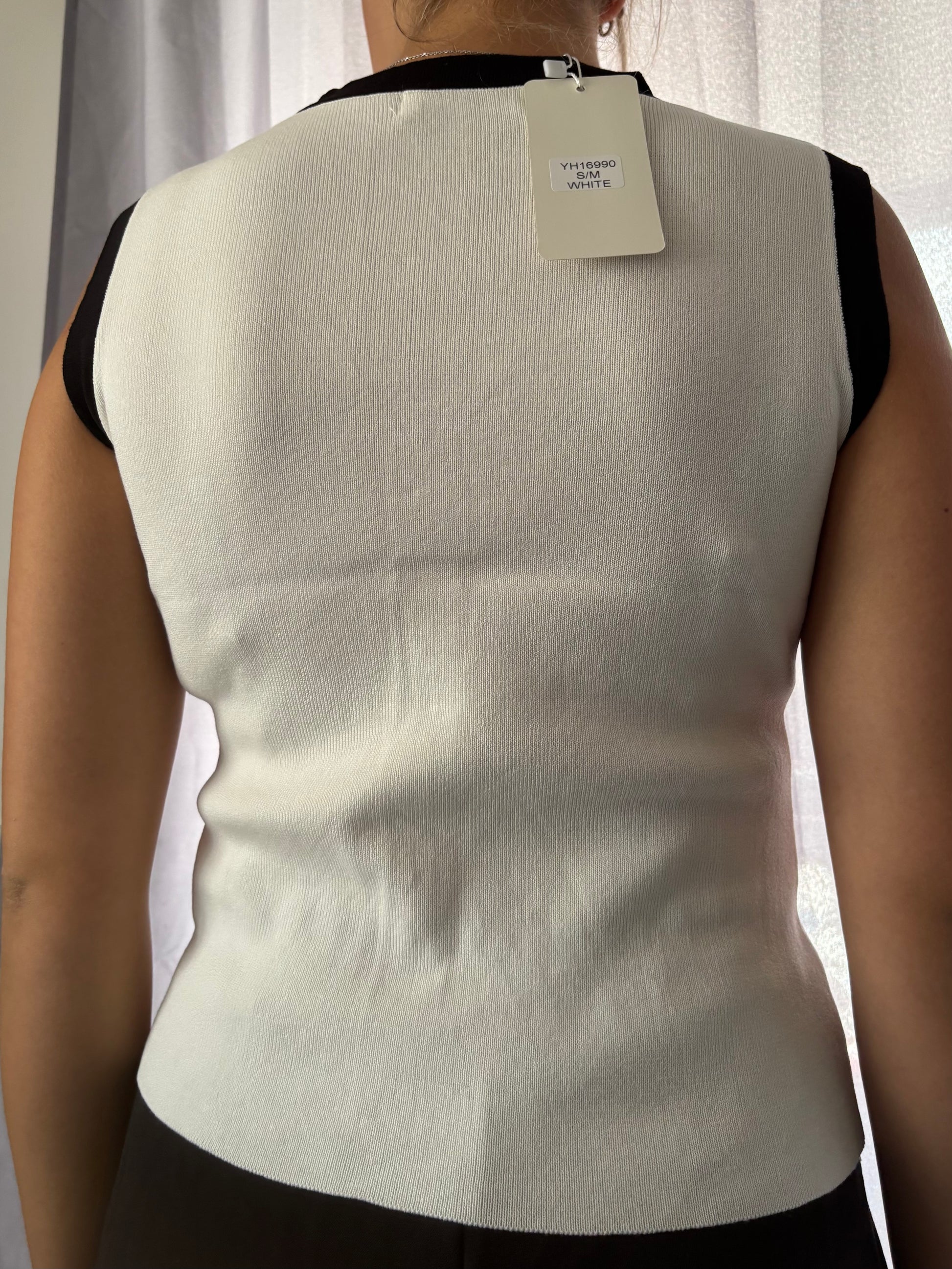 Pull/ gilet  sans manches