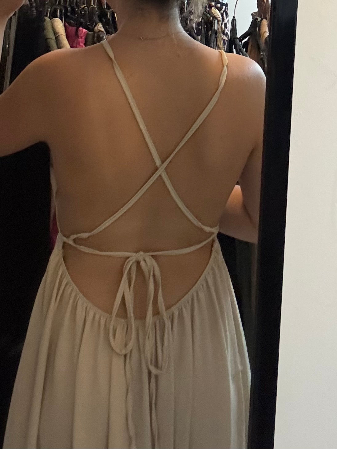 Robe dos nus